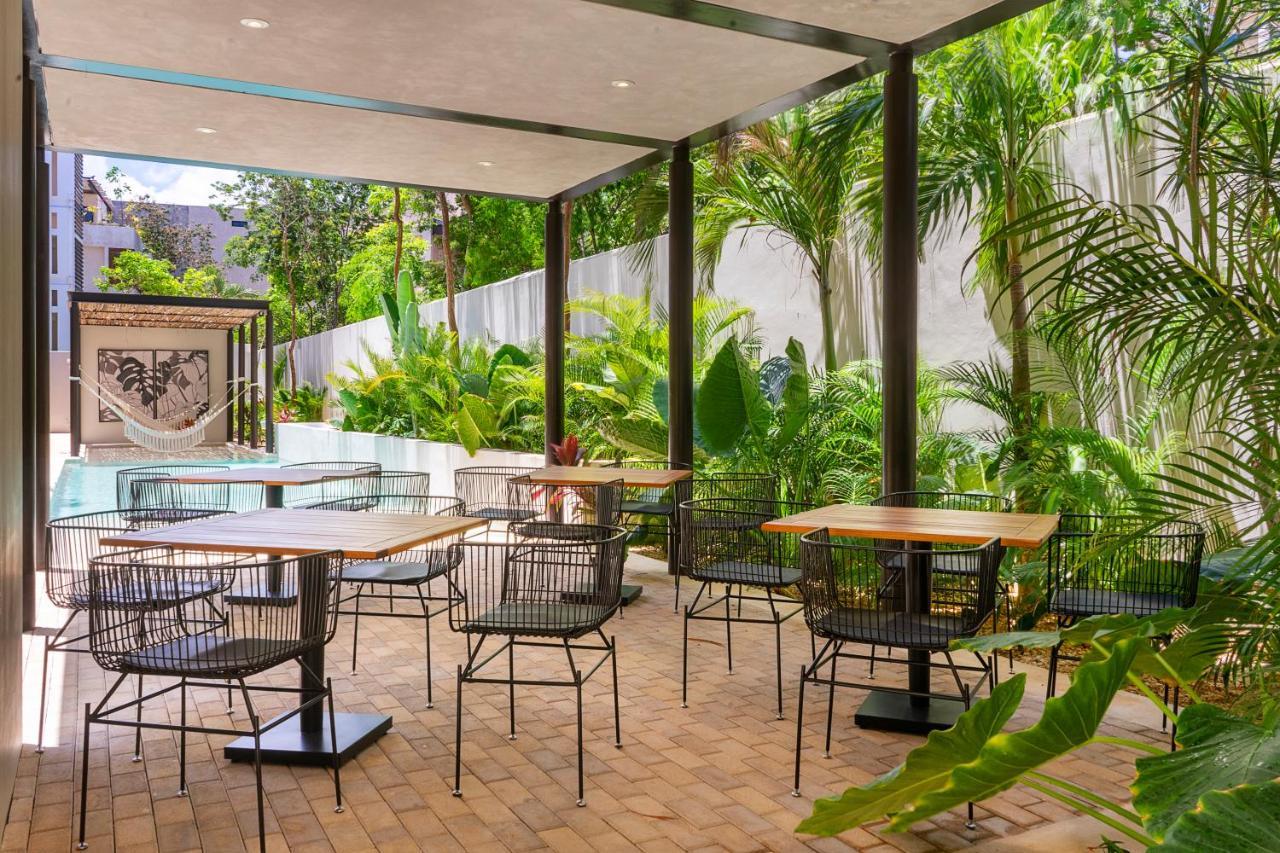 1br With Private Pool And Rooftop Access A103