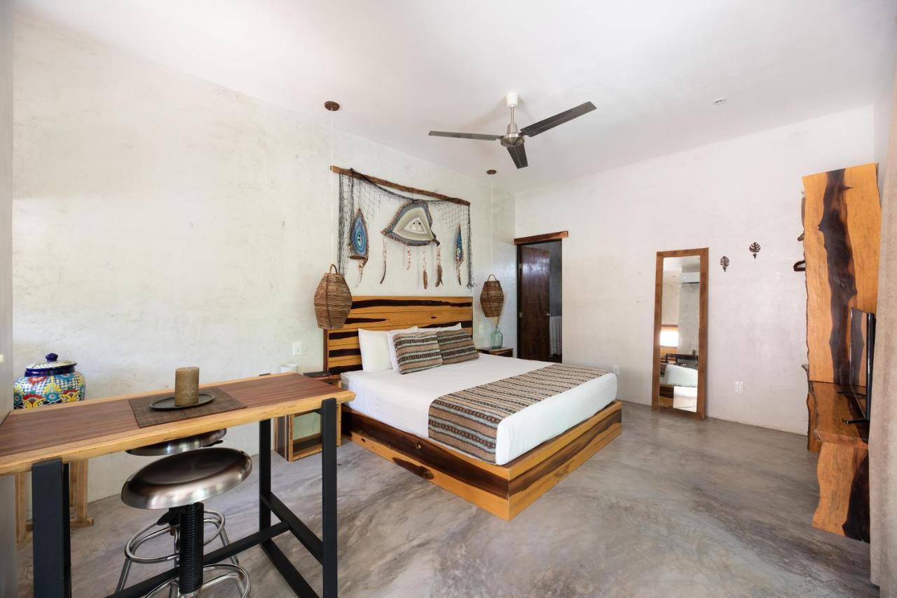 Trece Lunas - Enchanted Apartahotel