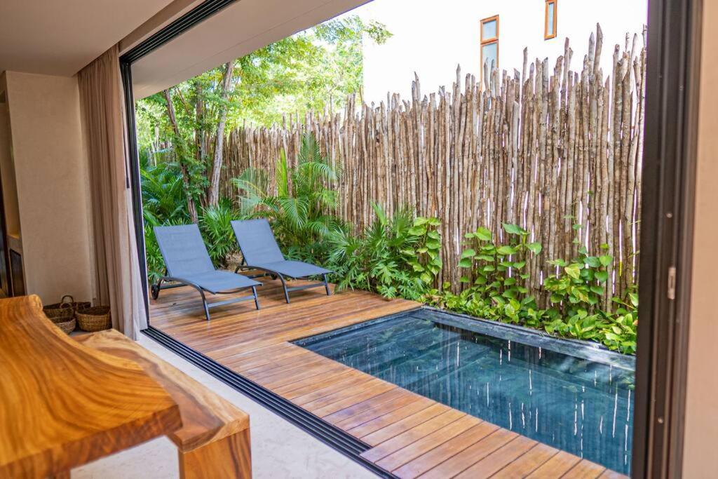 Essentia Luxury Jungle 2br With Private Pool