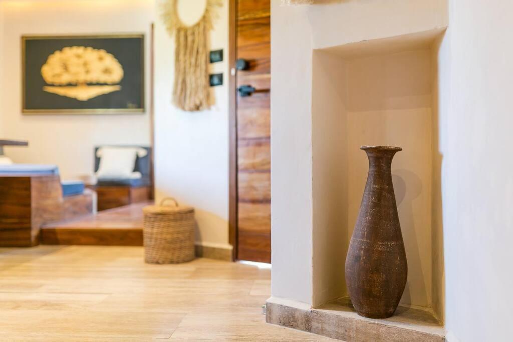 Beautiful 2 Bedroom In In Maha Apartment