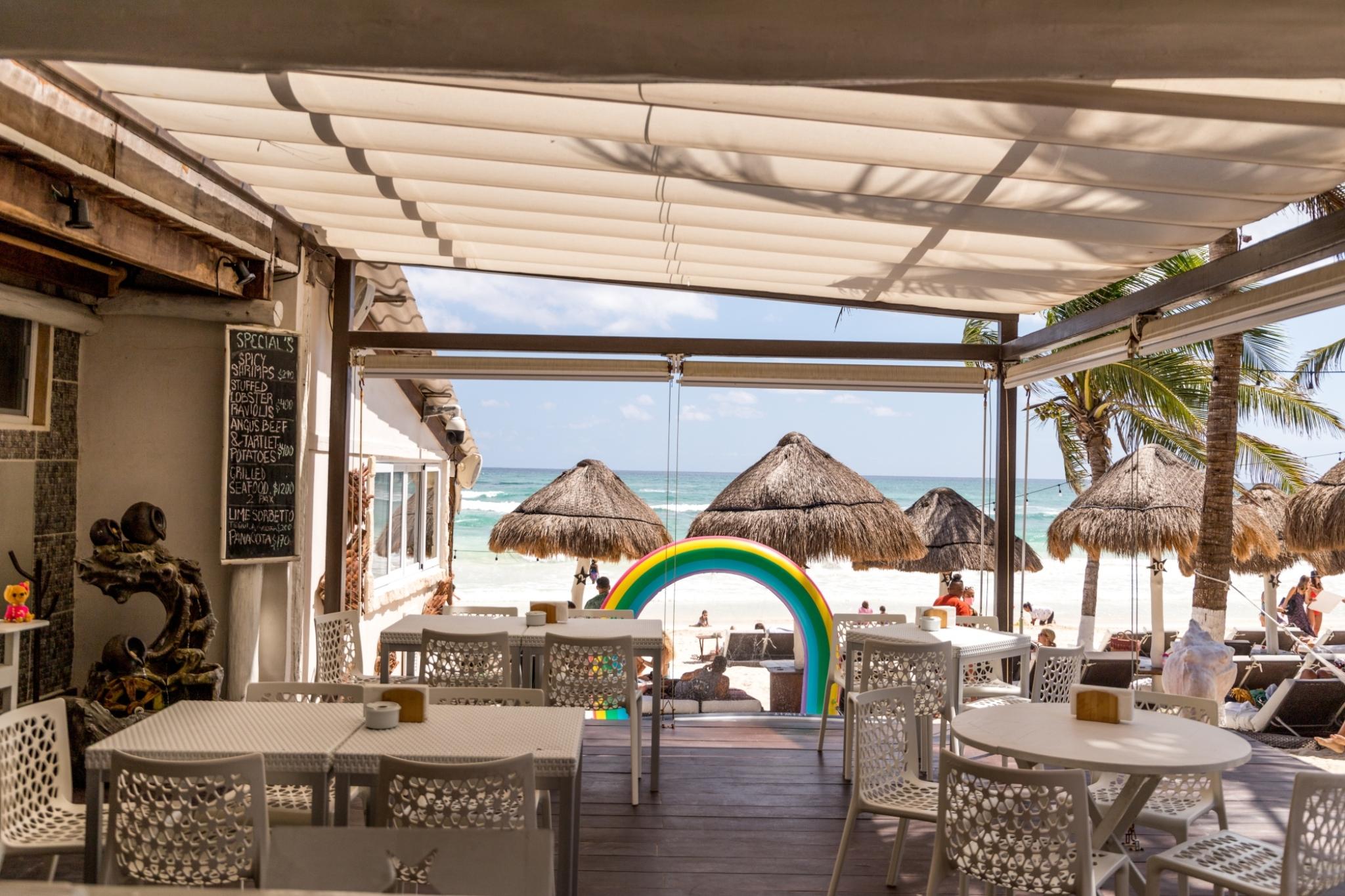 Estrellas - Located At The Party Zone