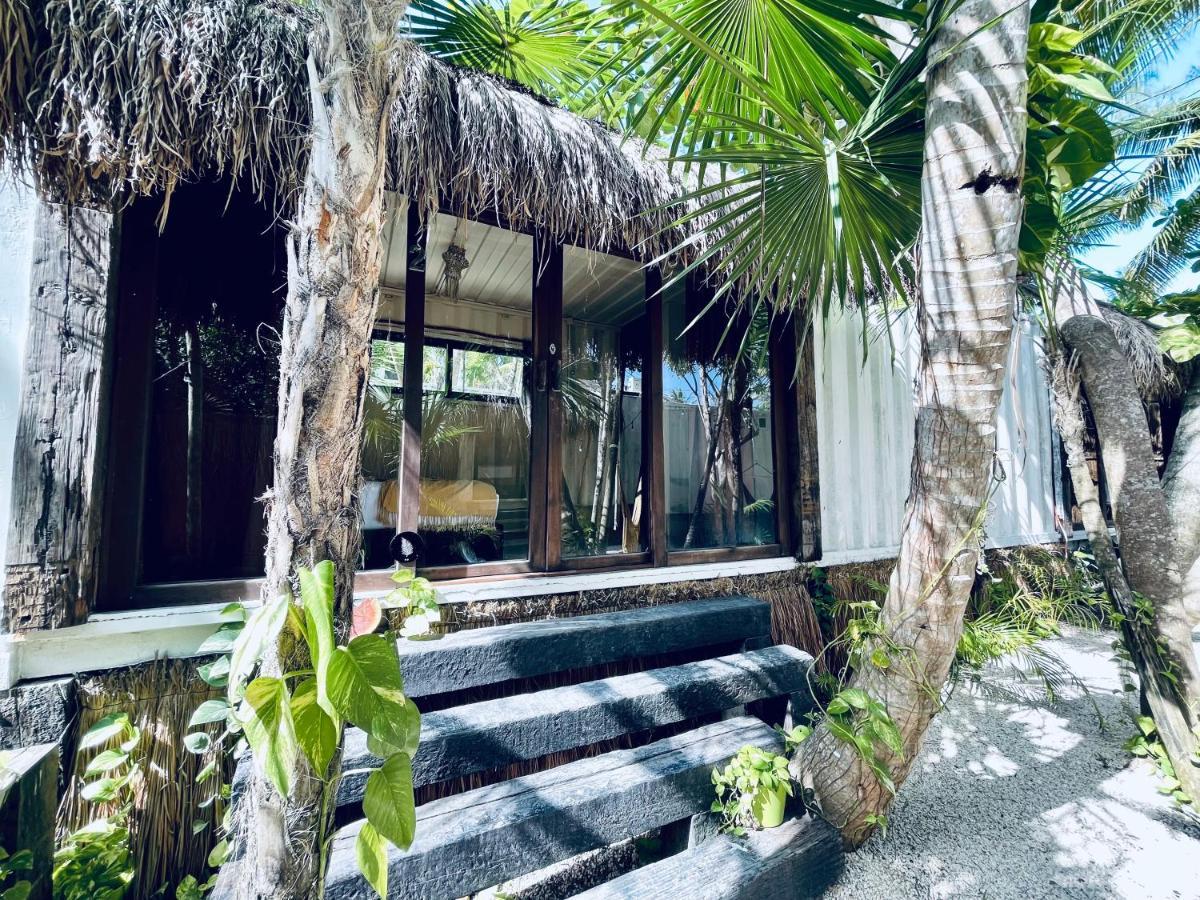 Pal Mar Glamtainer Hotel Tulum