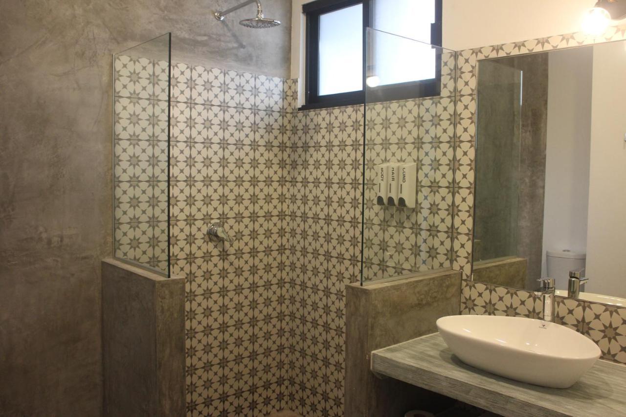 Little Gem La Veleta Hotel