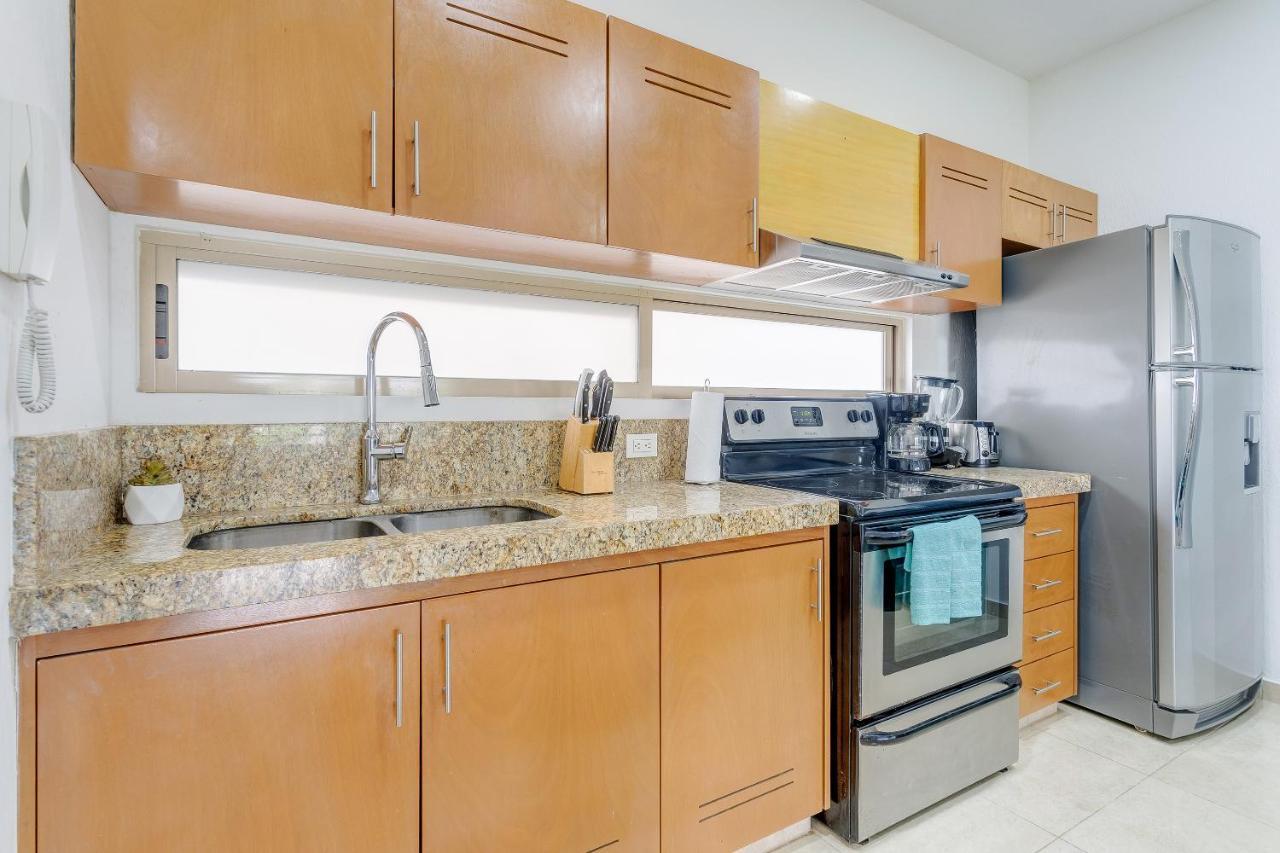 Perfectly Situated Between The Beach & Town By Stella Apartment *