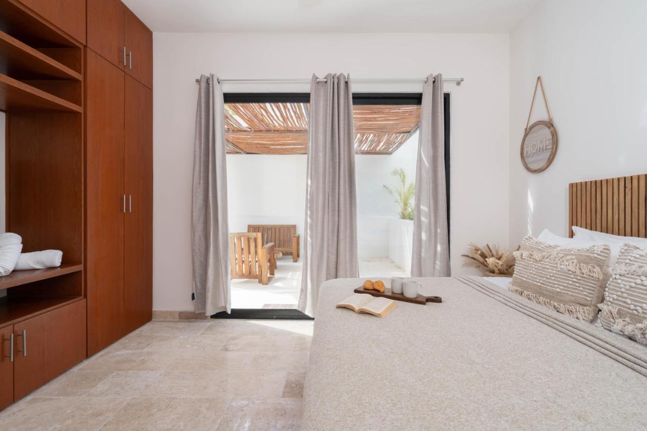 Cozy 3 Bedrooms Townhome-centrally Located-gated-wifi * Tulum