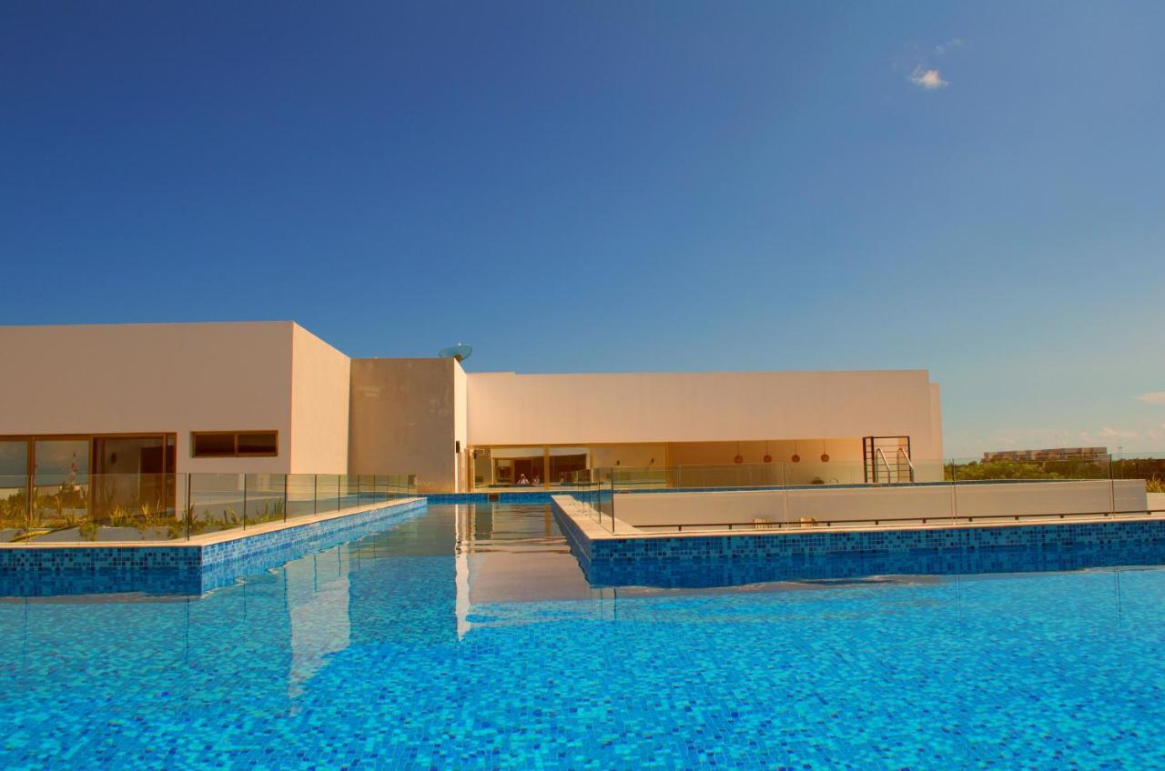 Brava Towers - Luxury Aparthotel Tulum