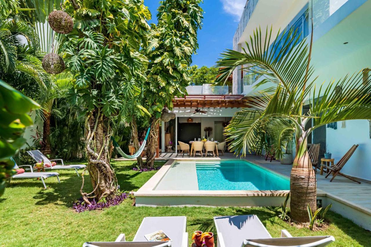Chic & Mexican Villa, A True Oasis Pool, Security Holiday home