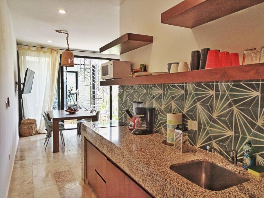Apartment 201 Amena Close To Sea Cozy 1br Apt 30mb Wifi & Gym
