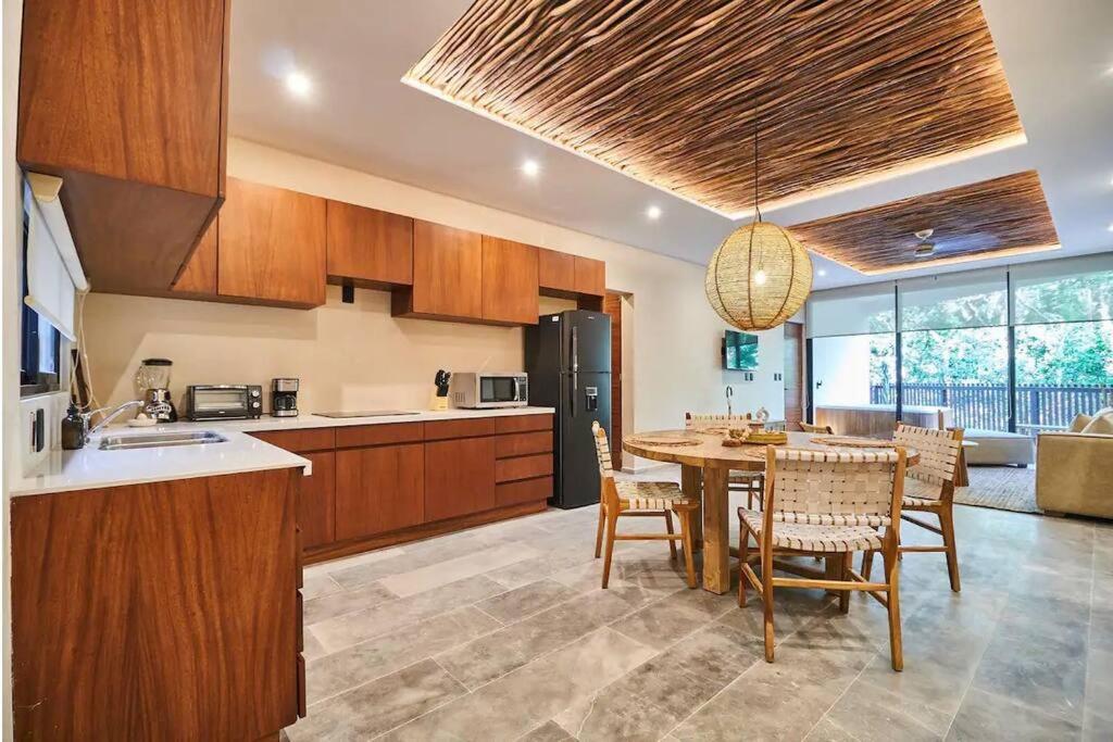 Apartment Magical Jacuzzi At Jungle 