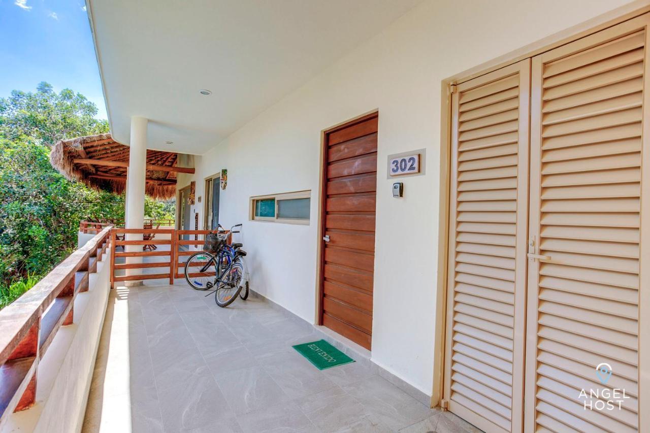 Apartment Complex With An Alluring Pool & Tropical Vibes By Stella Rentals! *