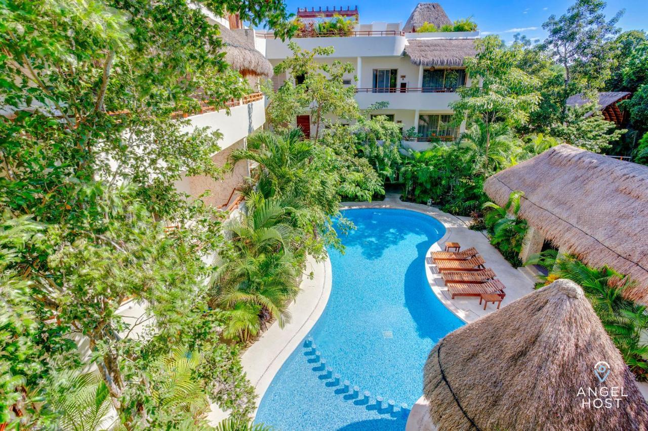Apartment Complex With An Alluring Pool & Tropical Vibes By Stella Rentals!