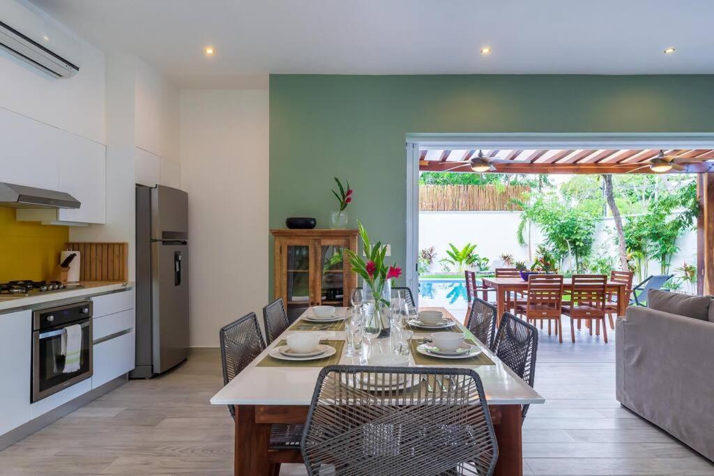 Luxury Private 3bed Villa, Garden, Pool,security Pousada *