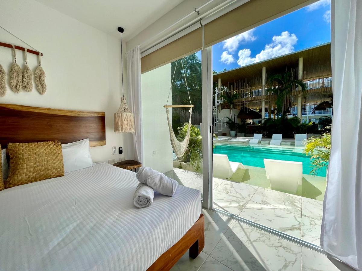 Beautiful Swim-up With Private Terrace, Pool And Jungle Gym Apartment Tulum