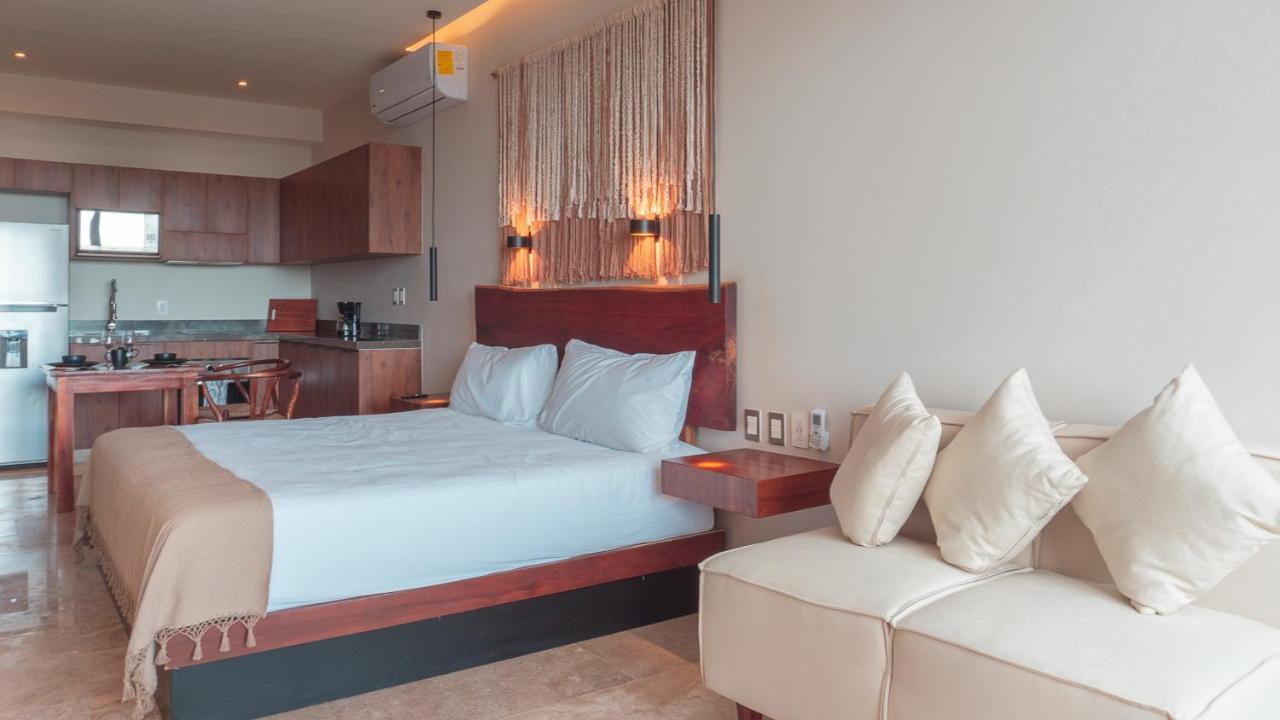 Adora Distinctive Residences *