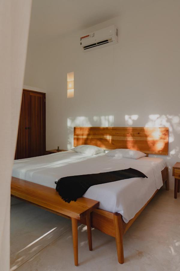 Ujo 100 Mb Wifi 2 Private Pools *