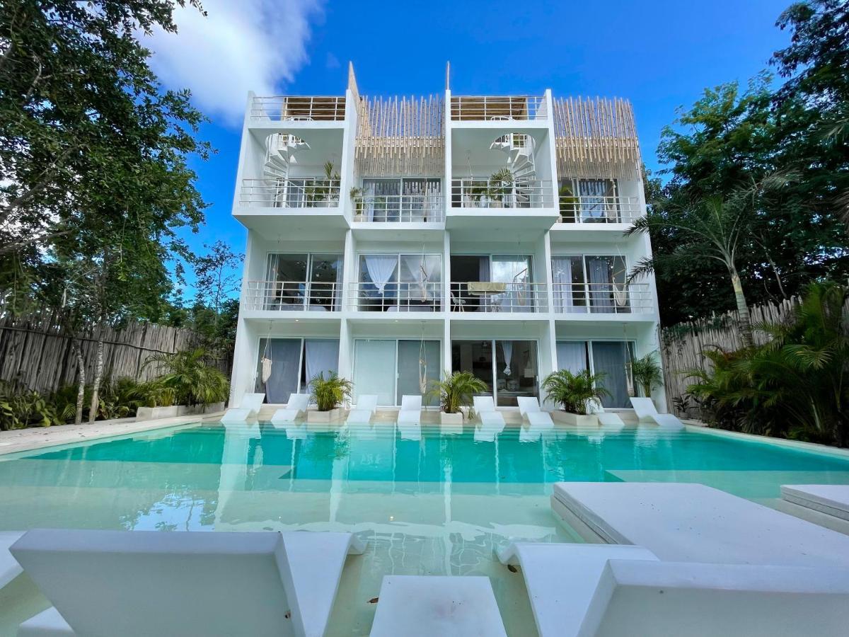 Apartment Beautiful Swim-up With Private Terrace, Pool And Jungle Gym *