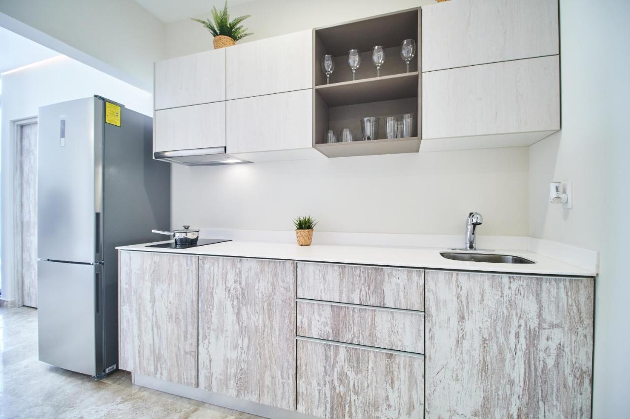 Ph Othello - Private Pool&roof & Club Access Apartment *