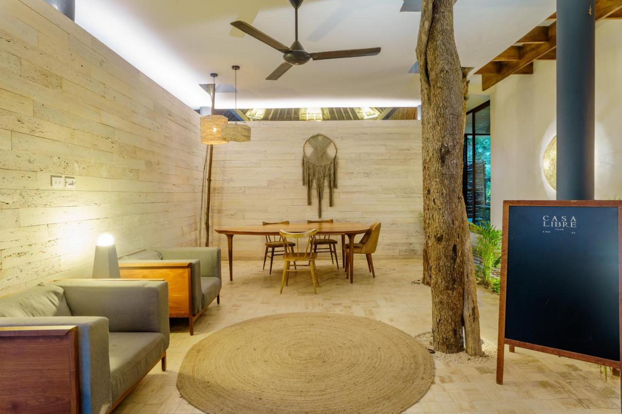 204 Hidden Gem In The Heart Of W/ Huge Private Terrace And Pool For 6 Pax Apartment