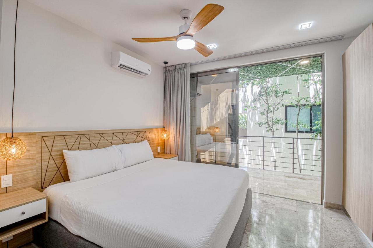 Brava Towers 212 1 Bedroom