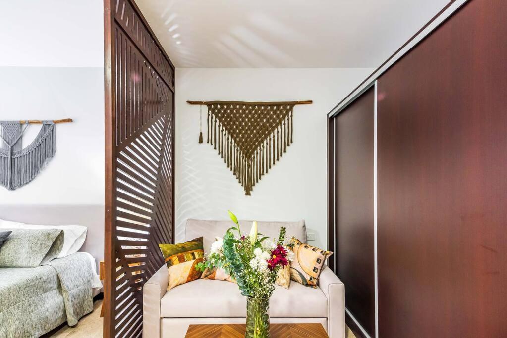 Apartment At Menesse