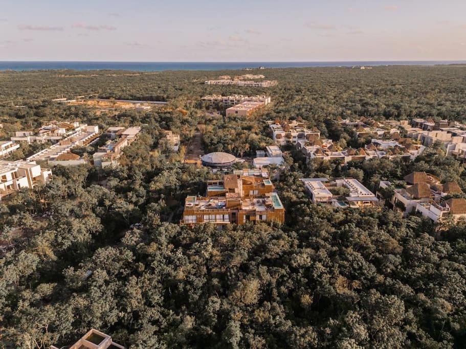 Retreat-3br Luxury Condo-private Pool Holiday home