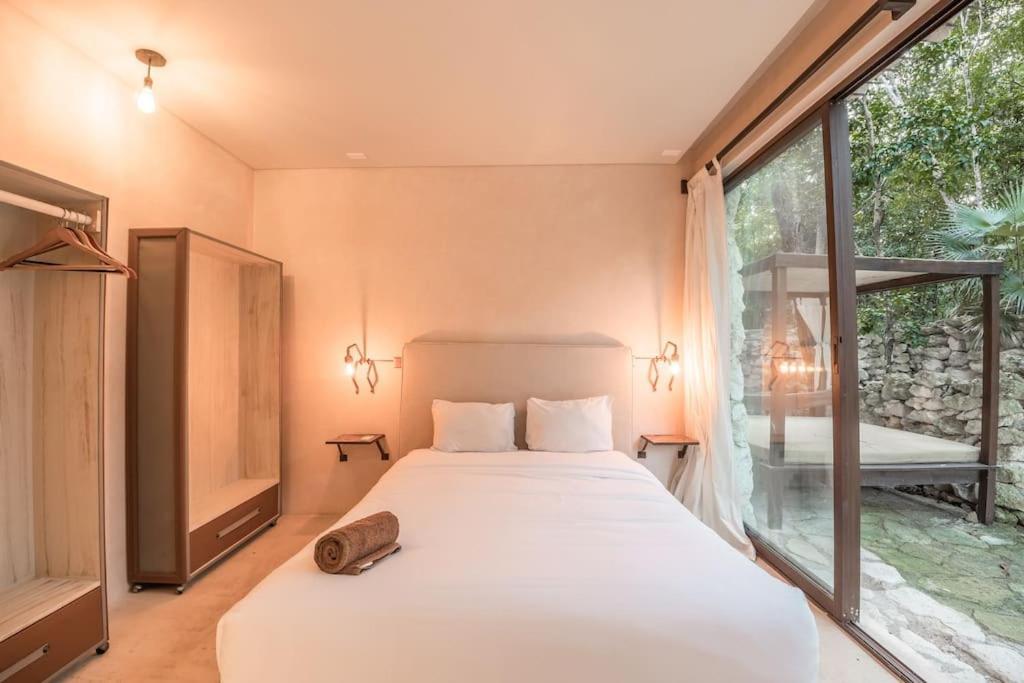Retreat-3br Luxury Condo-private Pool Holiday home *