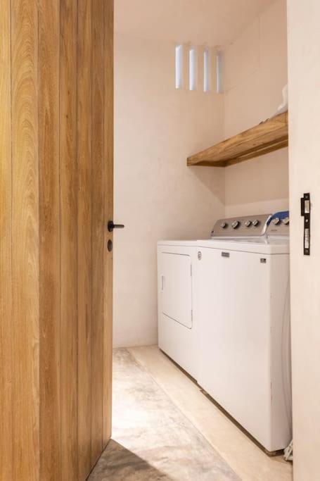 Casa Areca: Award-winning Architectural With Concierge Villa *