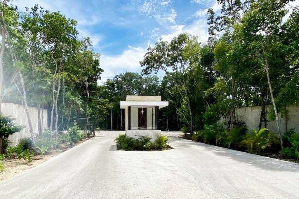 Casa Areca: Award-winning Architectural With Concierge Villa