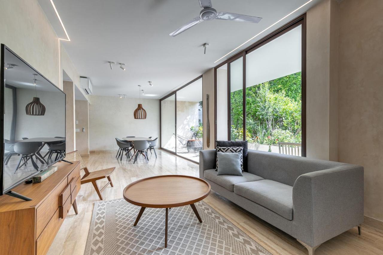 Apartment 204 Hidden Gem In The Heart Of W/ Huge Private Terrace And Pool For 6 Pax *