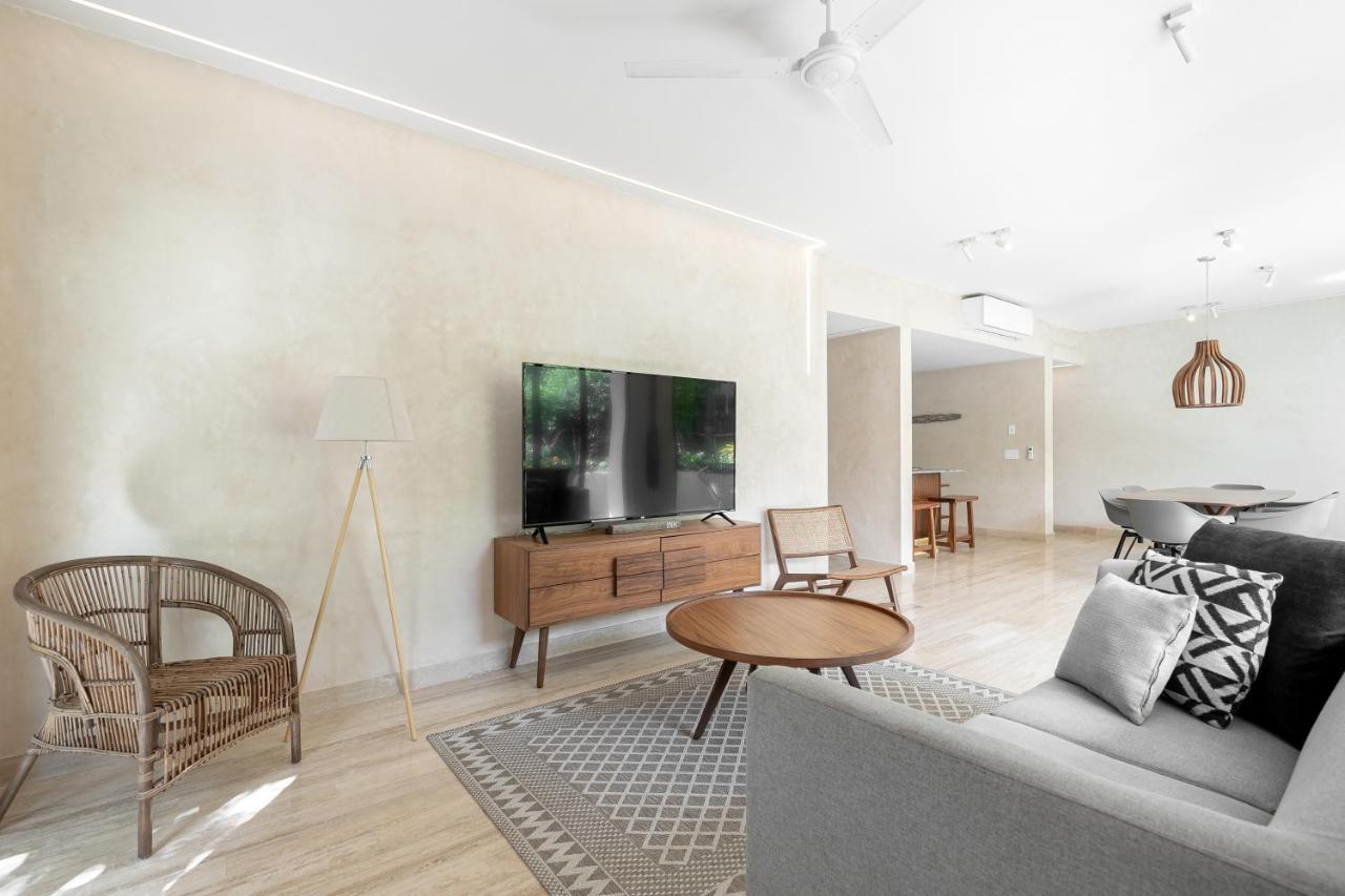 Apartment 204 Hidden Gem In The Heart Of W/ Huge Private Terrace And Pool For 6 Pax
