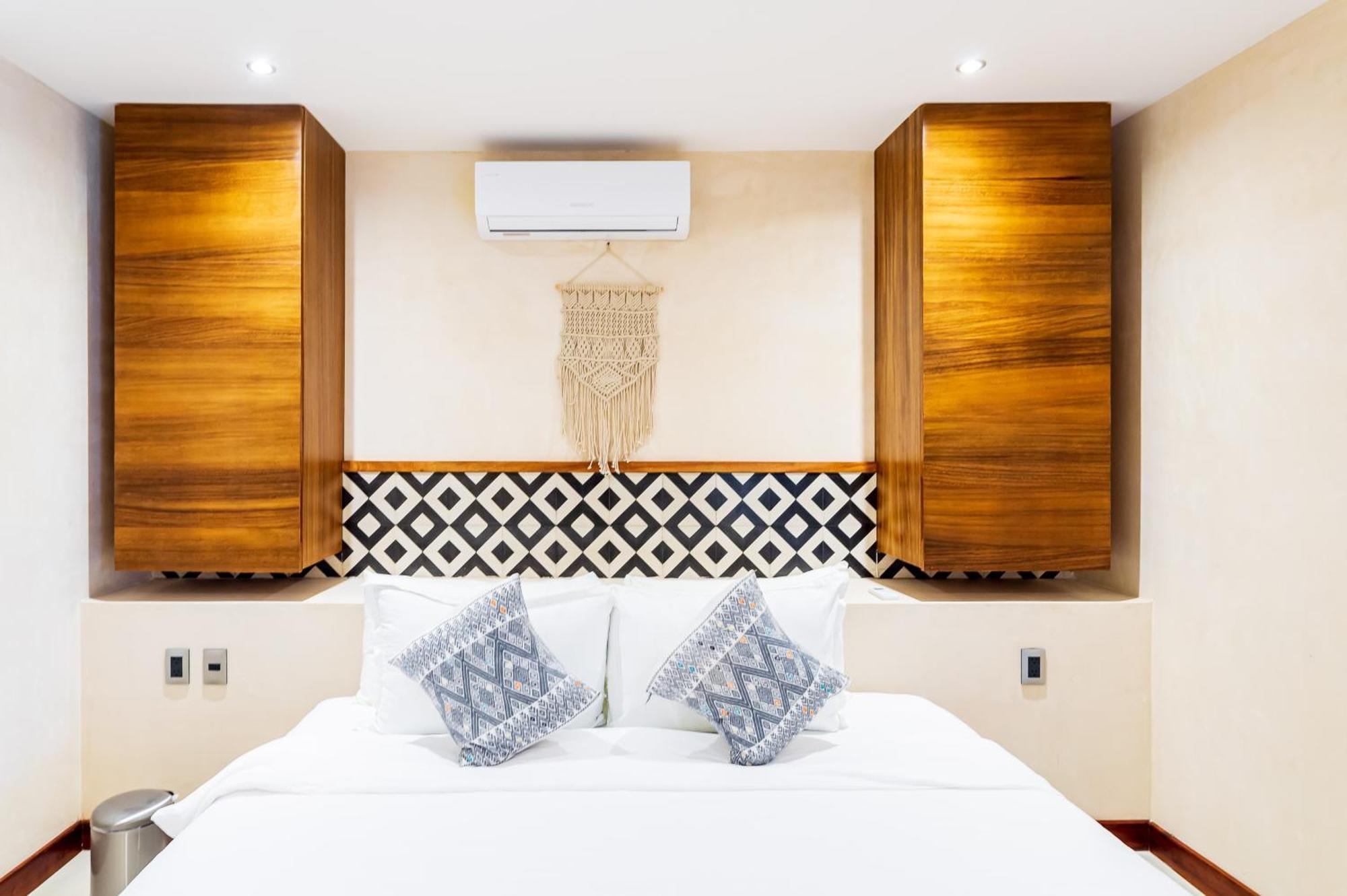 Pre Opening! Solemn Luxury By Spot Hotel