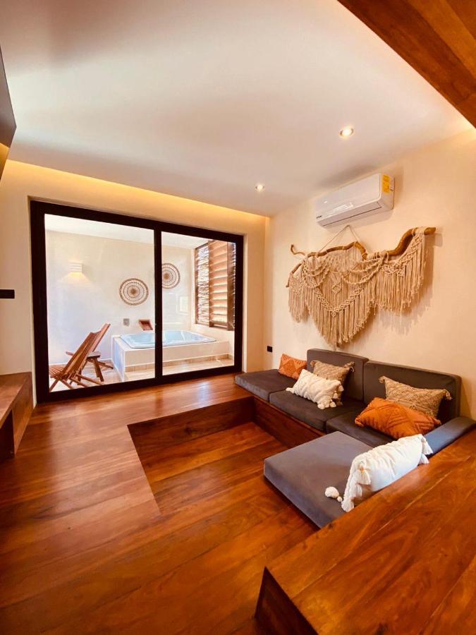 Maha - Luxury Aparthotel *