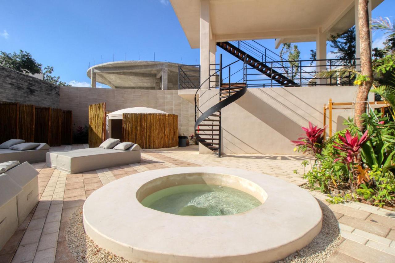 Adora 406 At Av Kukulkan Hotel Tulum