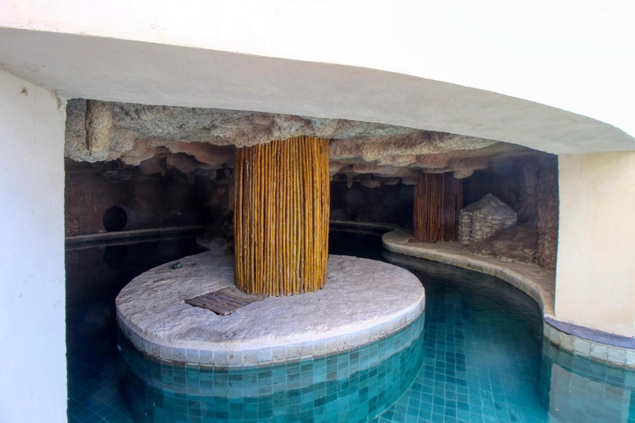 Hotel Adora 406 At Av Kukulkan *