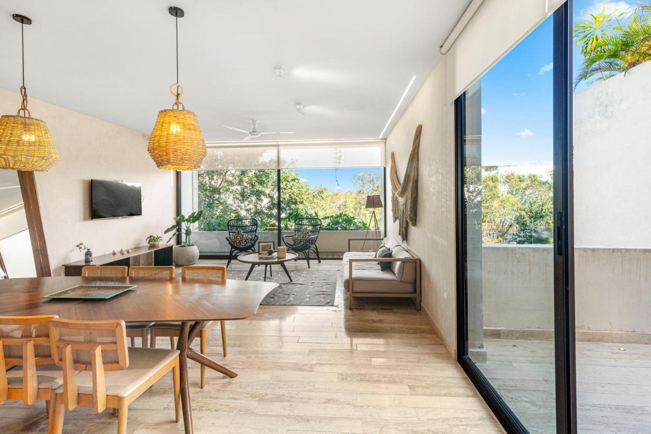 307 Amazing Jungle View Apartment. Apartment *