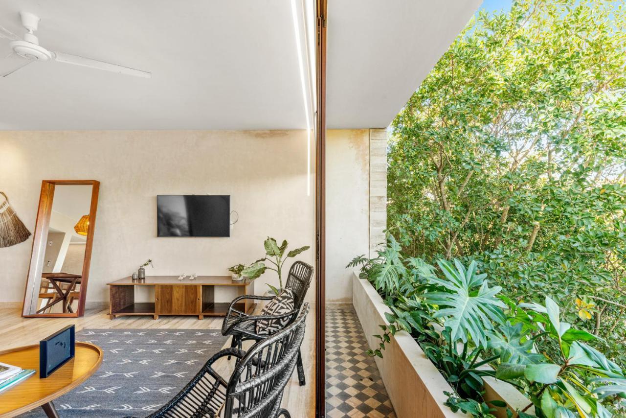 307 Amazing Jungle View Apartment. Apartment *
