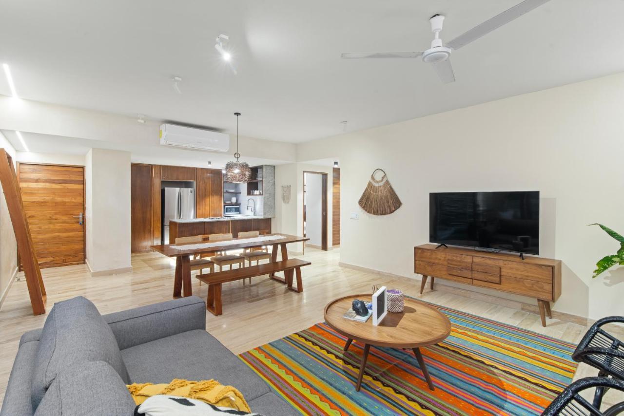 Apartment 107 Beautiful Terrace & Private Pool *