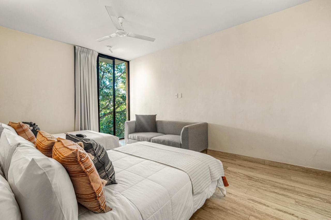 307 Amazing Jungle View Apartment. Apartment