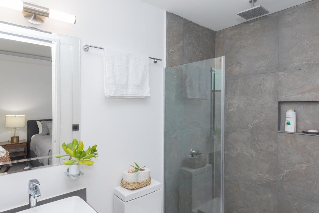 Akuti By Sandy Powerful