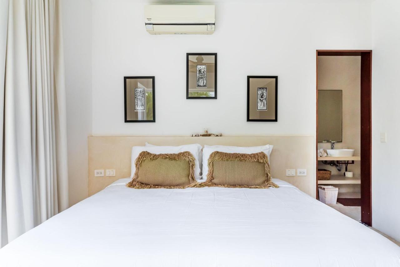 Ek'balam & Flamingo, Luxury Villas, Private Pool, Private Garden, Jacuzzi, 24h Security