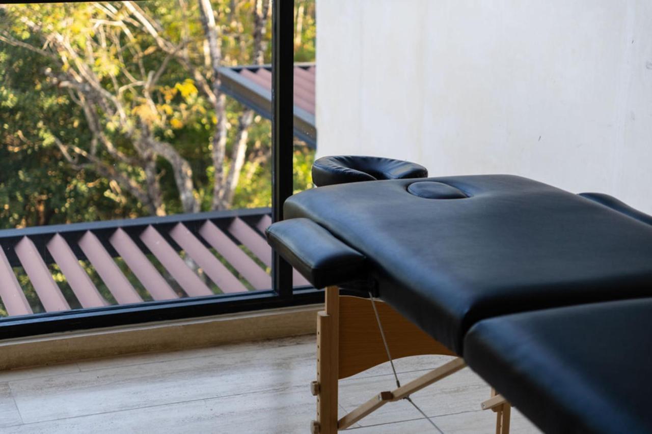 Luxury & Modern In Amenities By Yeah Apartment