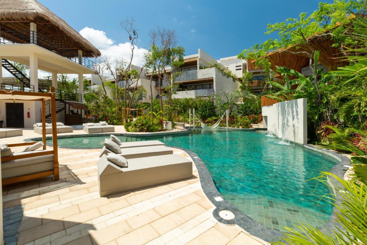 Adora Distinctive Residences