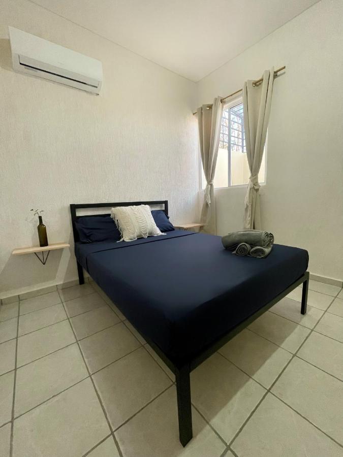 Zamna 2br W/pool & Wifi Holiday home *