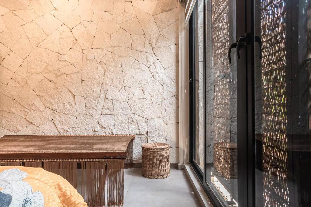 Toh1, Downtown * Tulum