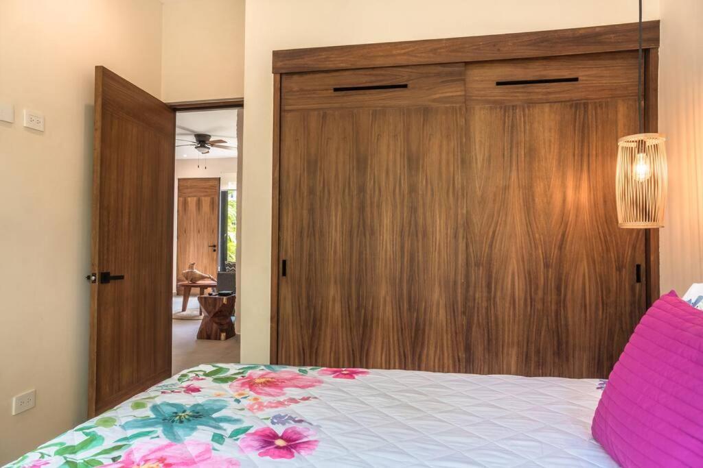 Toh1, Downtown * Tulum