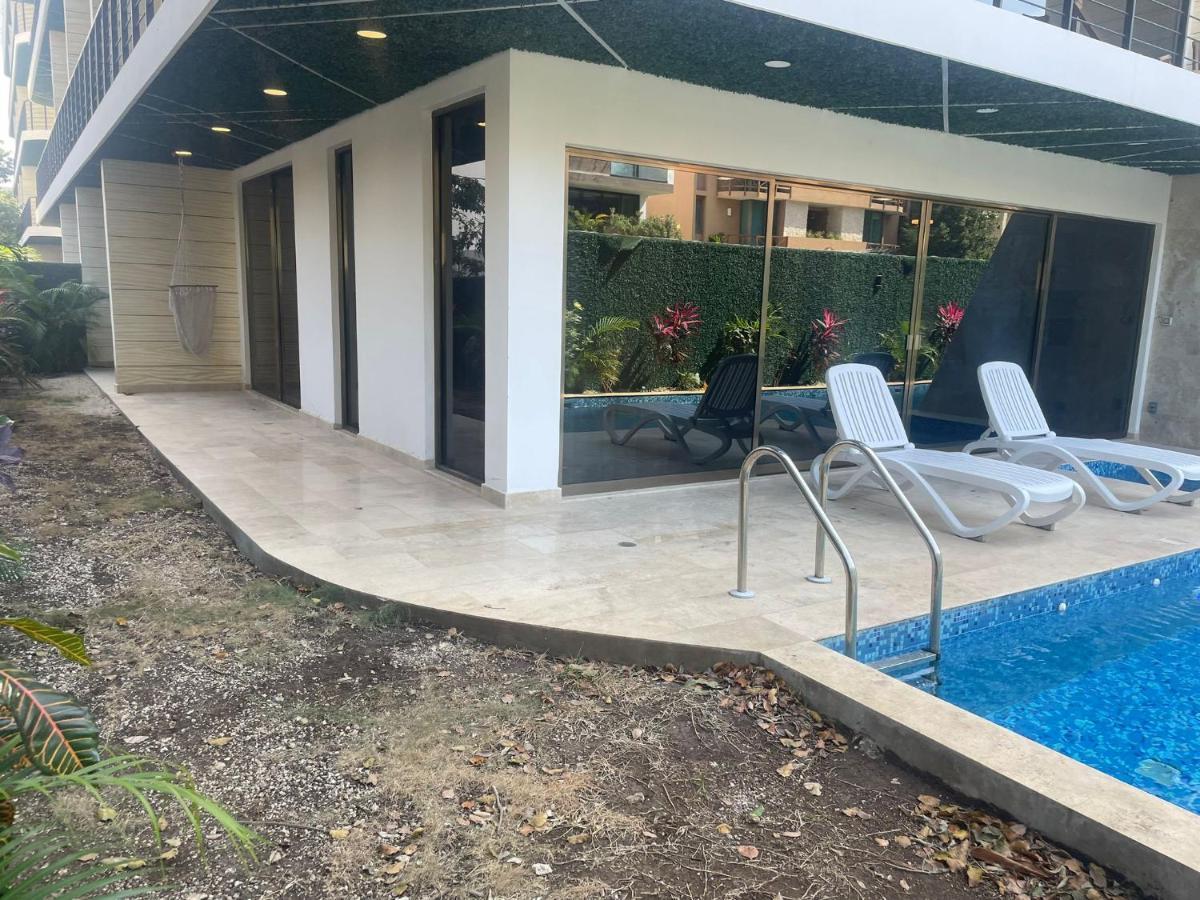 Cozy W/swim-up Pool Tulum