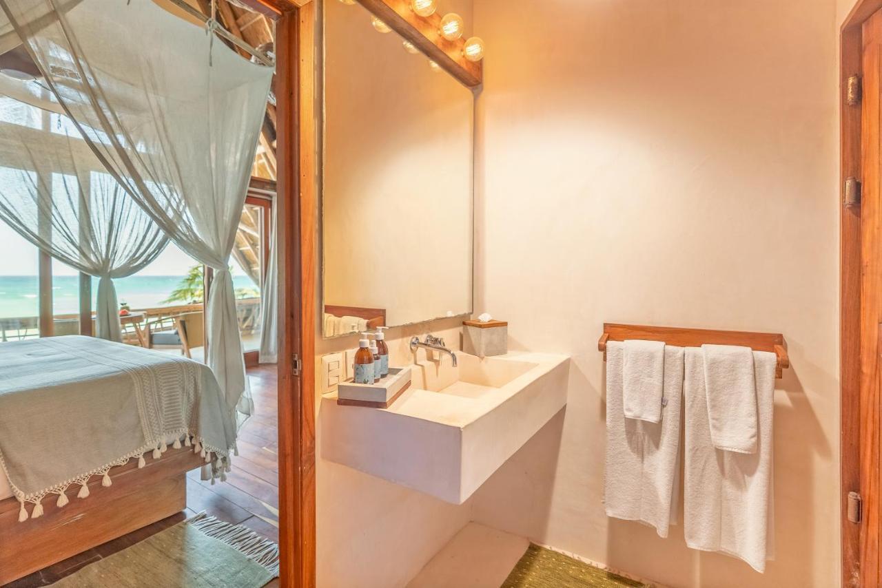 Ahau - Beachfront (adults Only) 4*