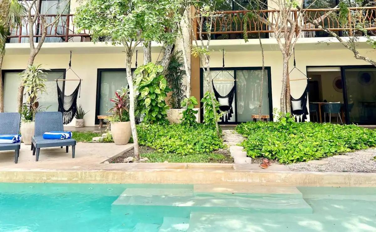 Beautiful With Infinity Pool And Gym In The Middle Of The Jungle And Grill *