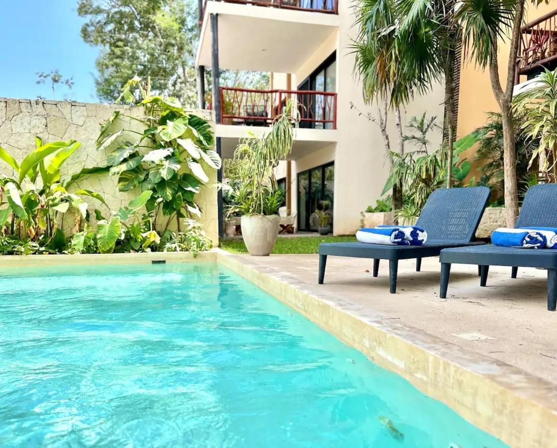 Beautiful With Infinity Pool And Gym In The Middle Of The Jungle And Grill *