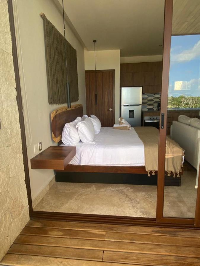 & Departamentos Adora *